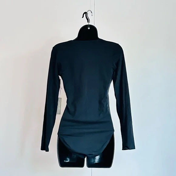 New With Tags Black Everlane Henley bodysuit - Size S - Picture 4 of 4